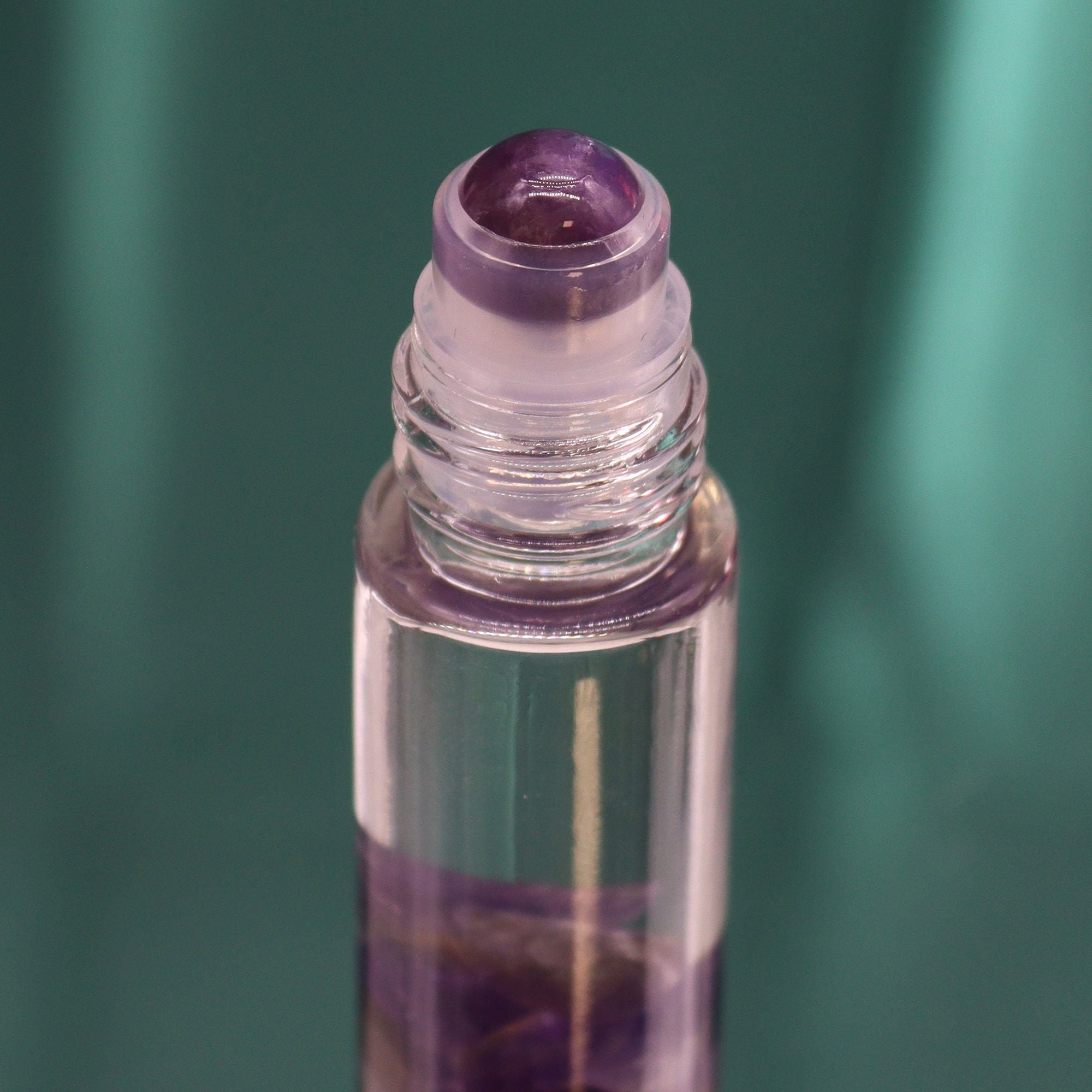 Hop Hare Tarot Roll-On – The Moon