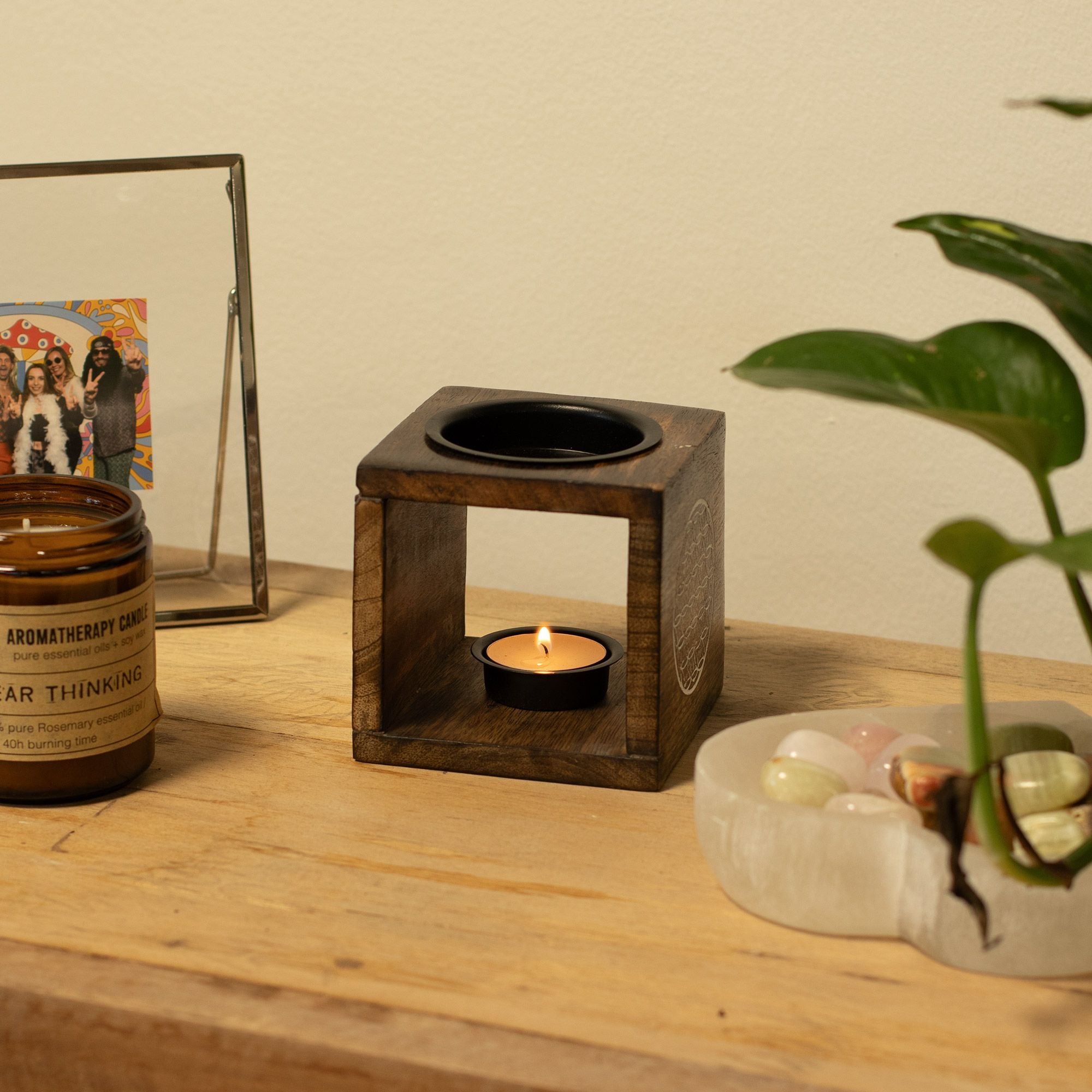 Mango Wood Oil Burner  - Yin Yang