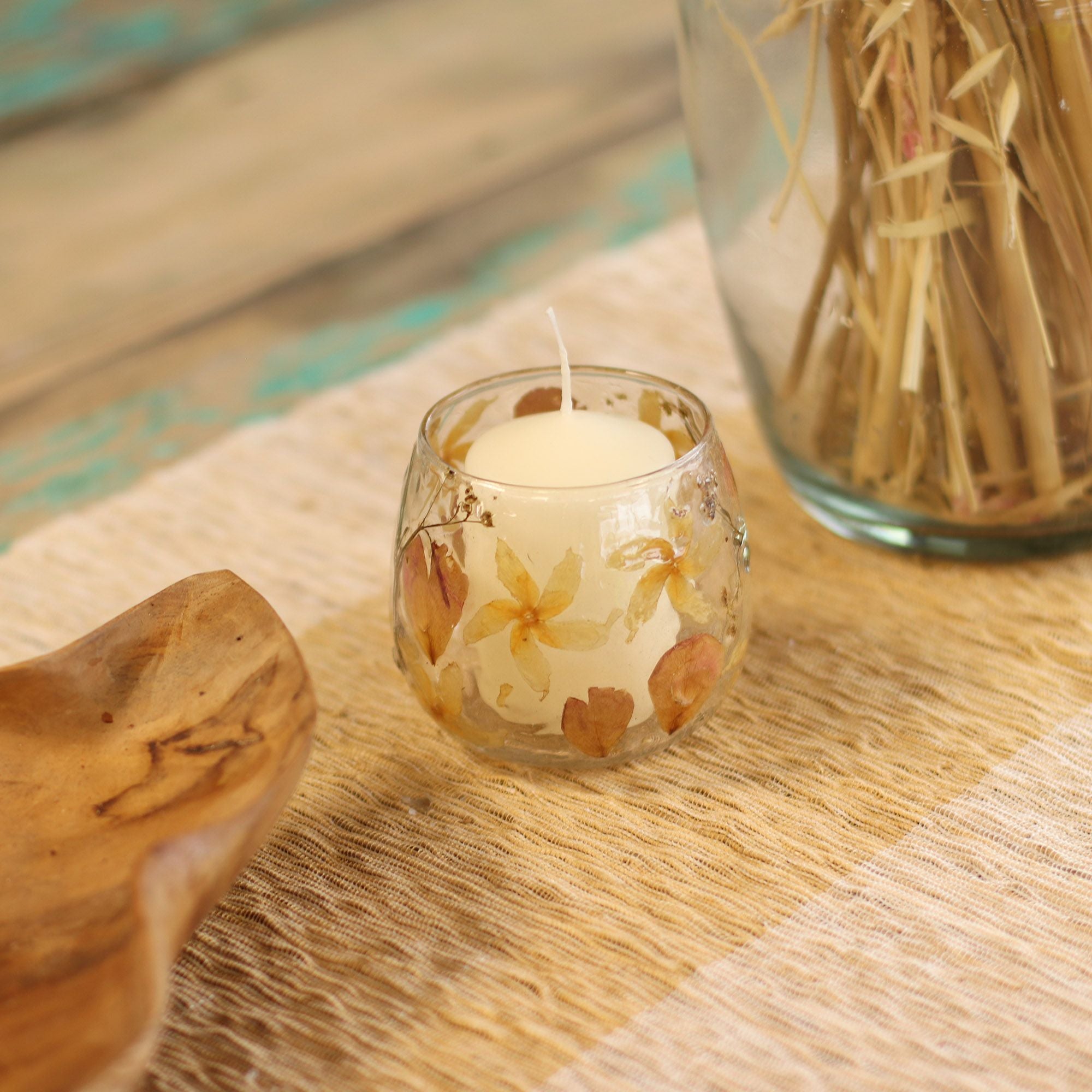 Natural Floral Glass – Straight Candle Holder – Rosa