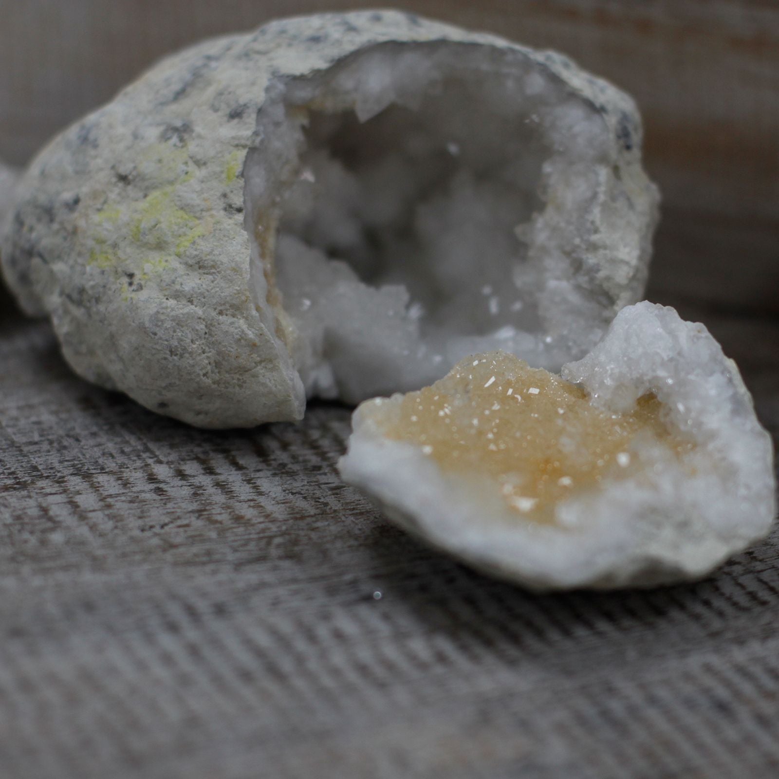 Calcite Geode 10–12 cm