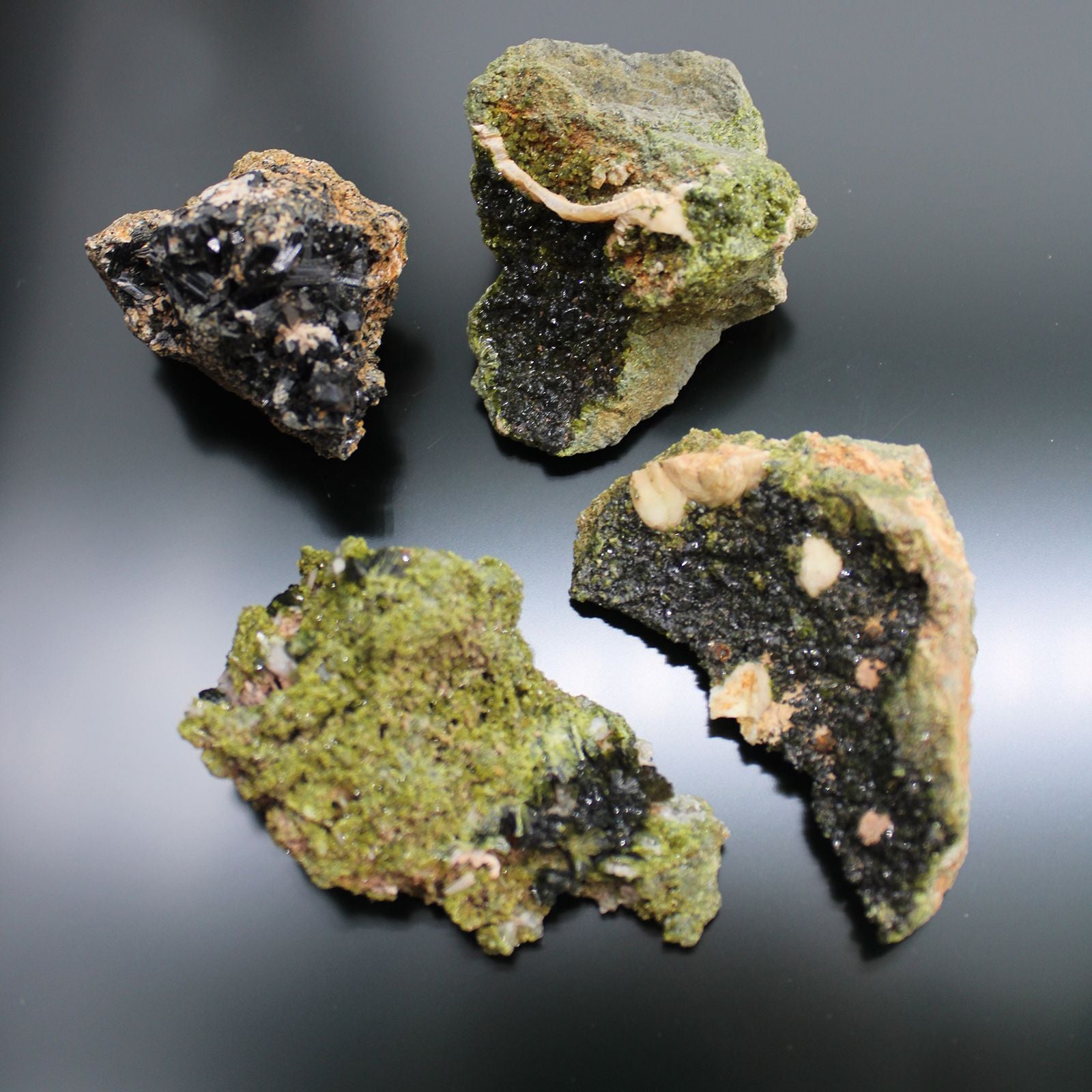 Mineral Specimens - Epidote (Approx. 10 Pieces per Tray)