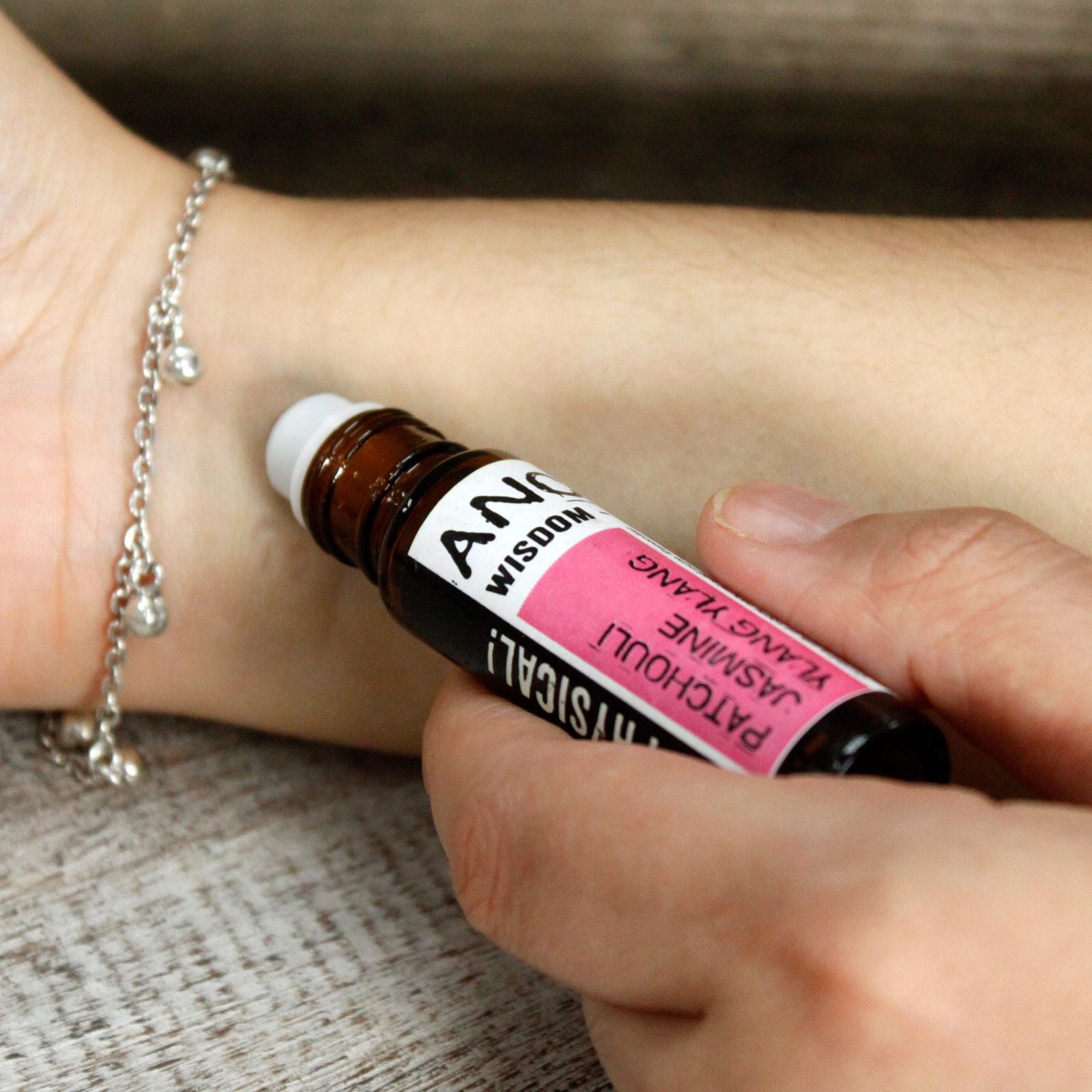 Essential Oil Blend Roll-On – Just Chill!