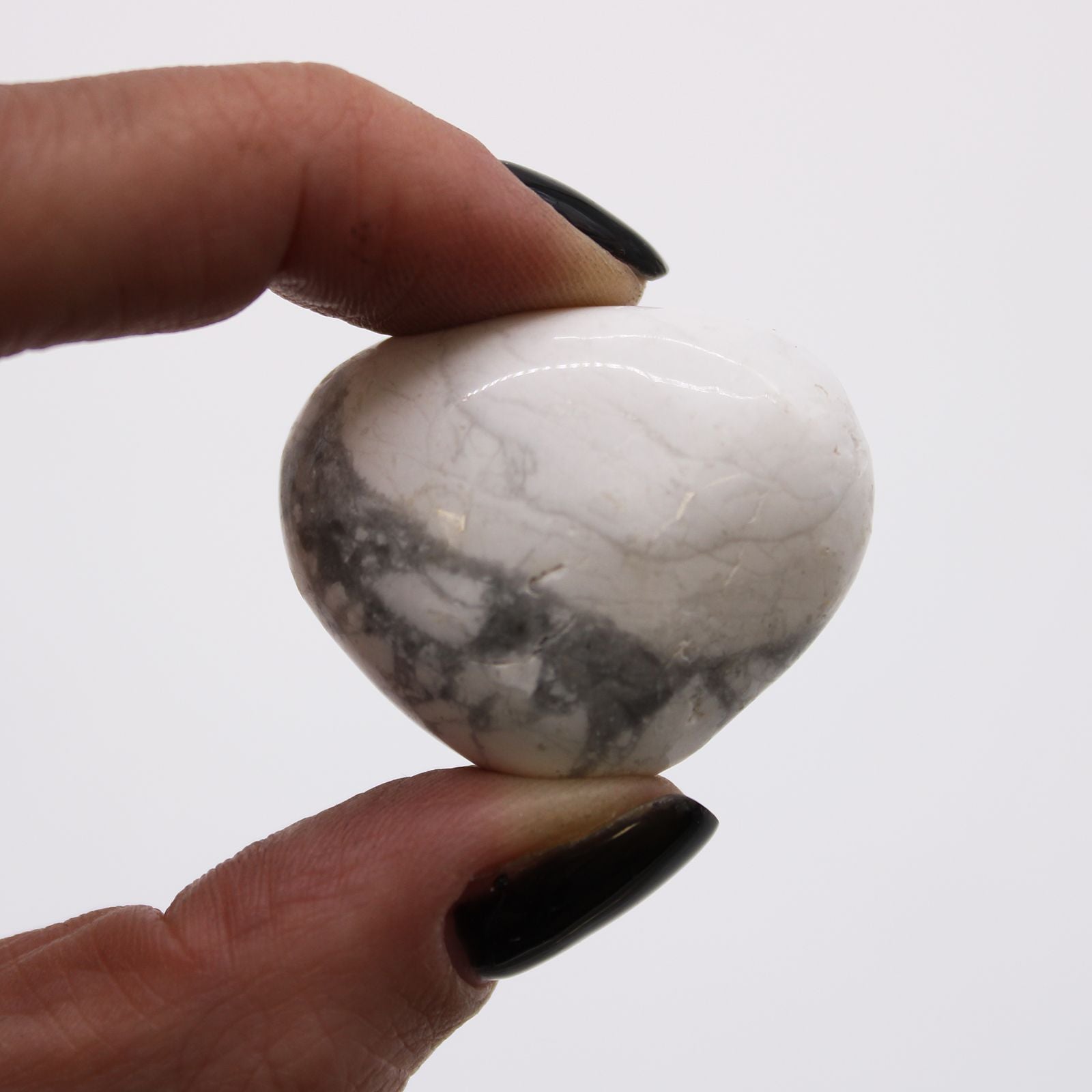 African Tumble Stone x12 - Medium - White Howlite (Magnesite)