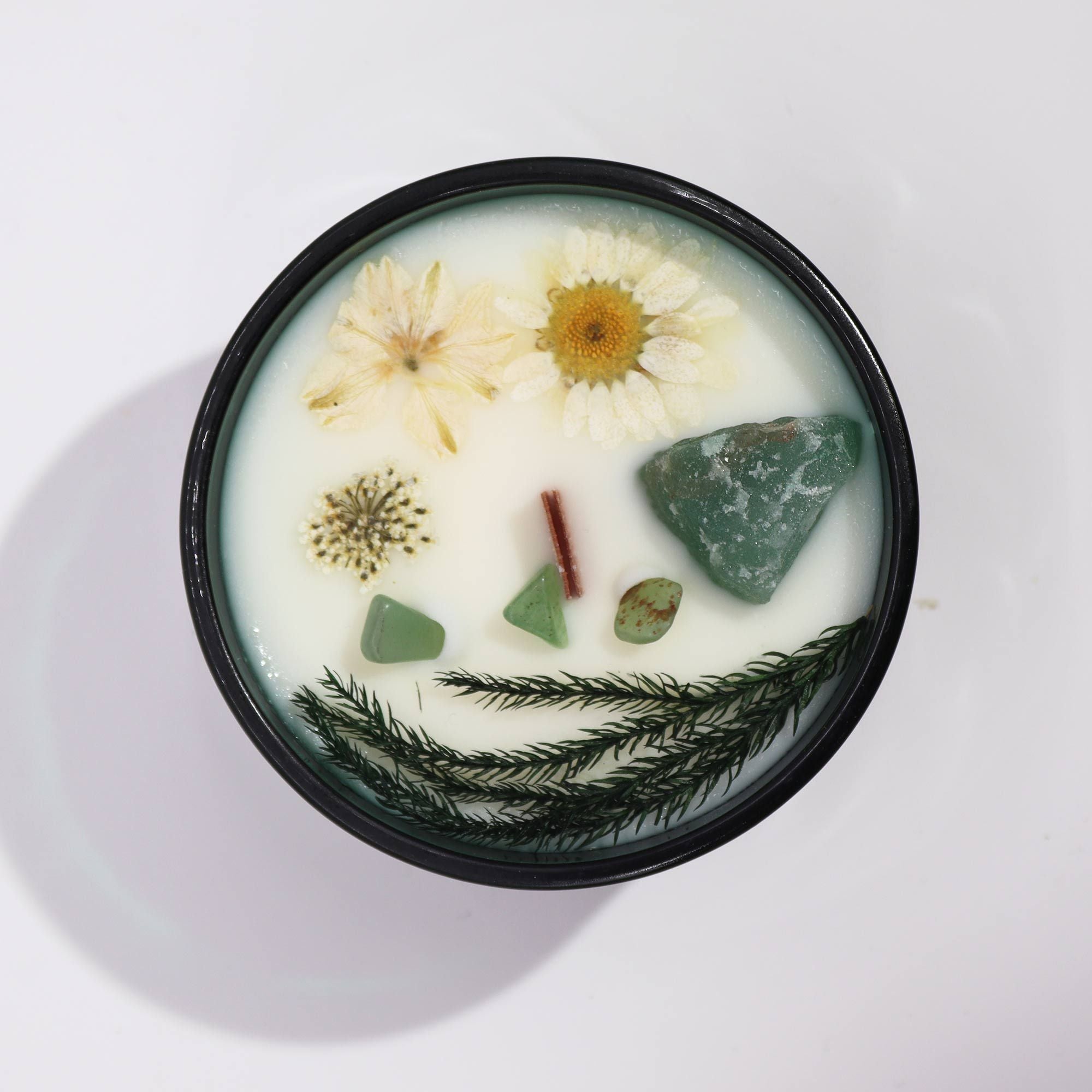 Hop Hare Crystal Magic Candle – The Magician