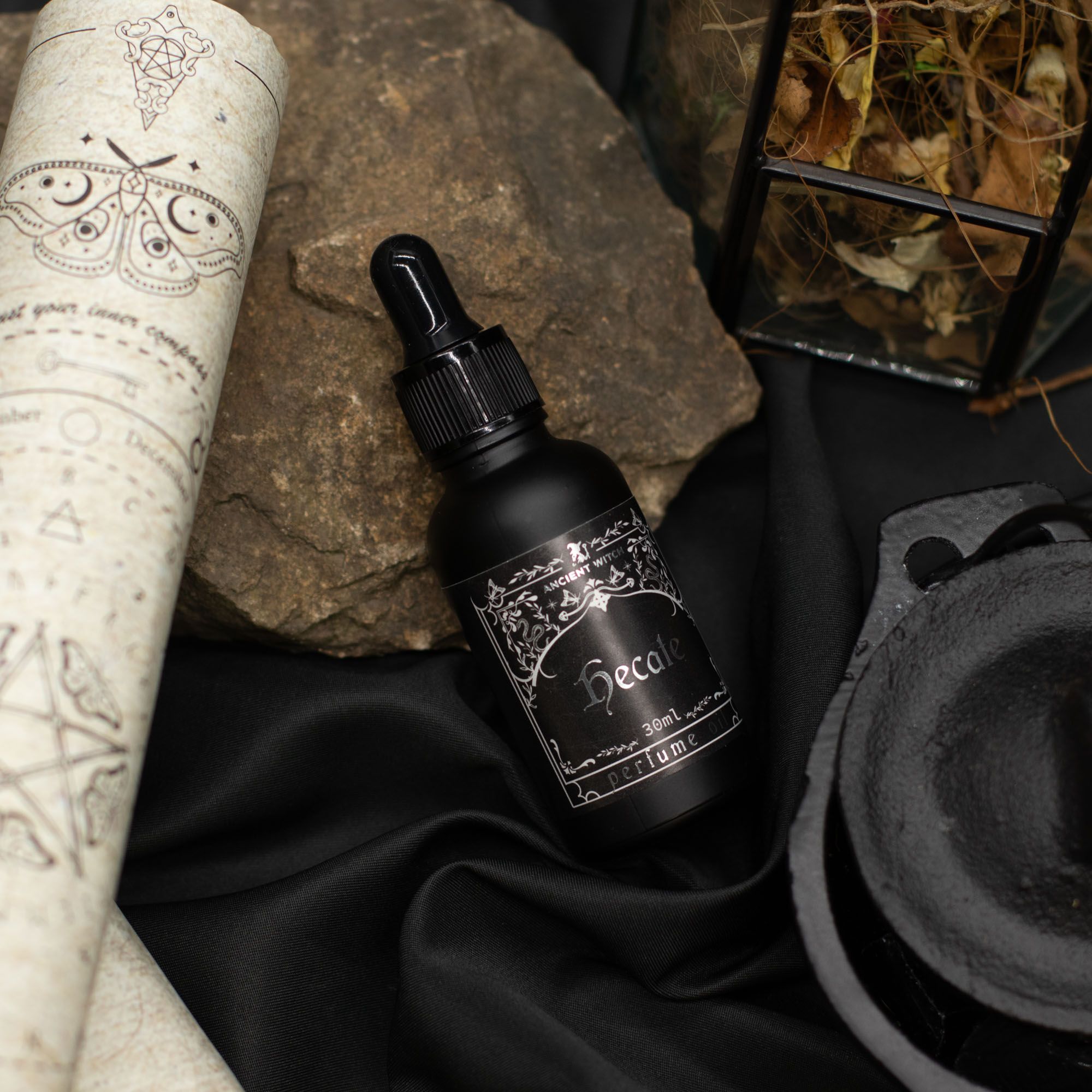 Ancient Witch Perfume Oil 30ml - Hecate