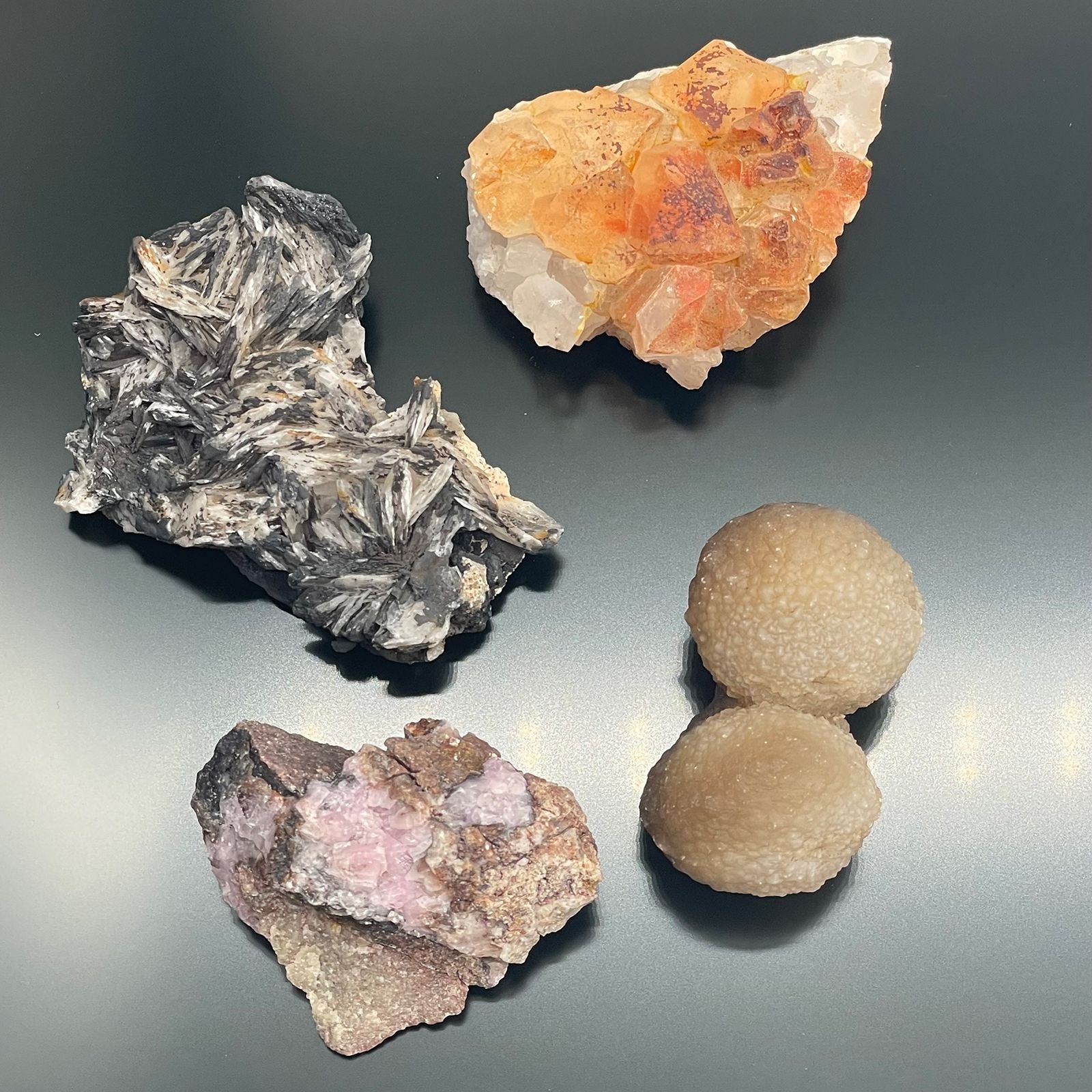 Mineral Specimens - Mixed Pieces (Approx. 24 Pieces per Tray)