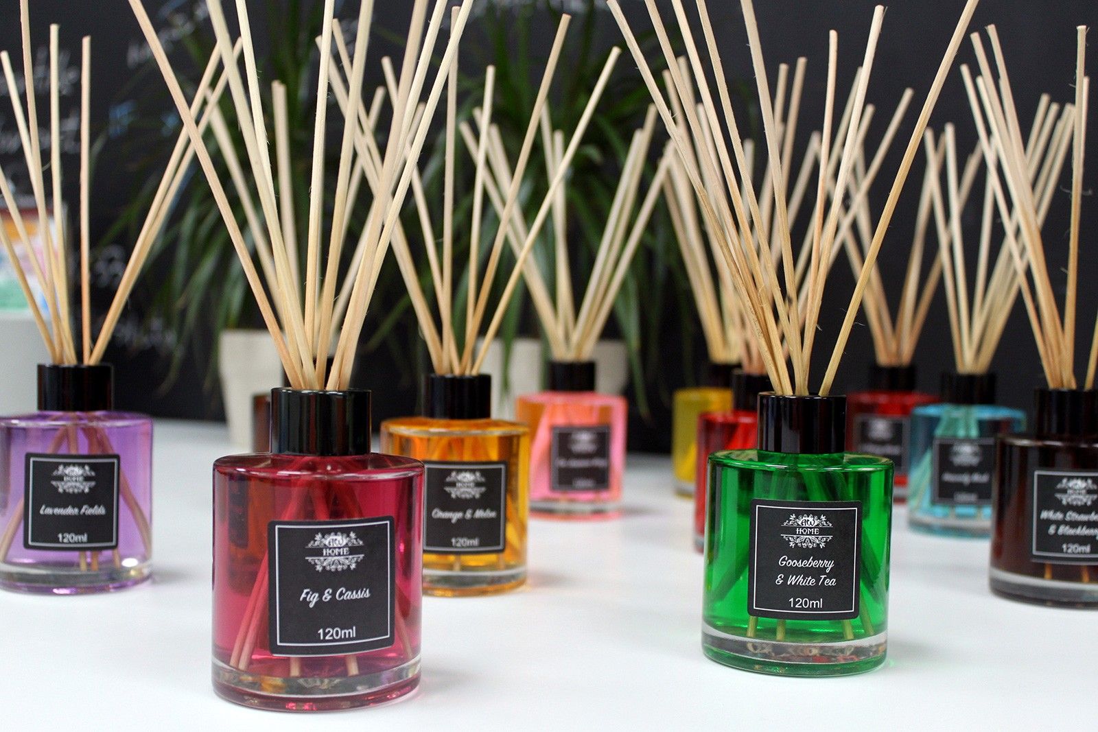 Reed Diffuser 120 ml – Pomegranate & Nutmeg