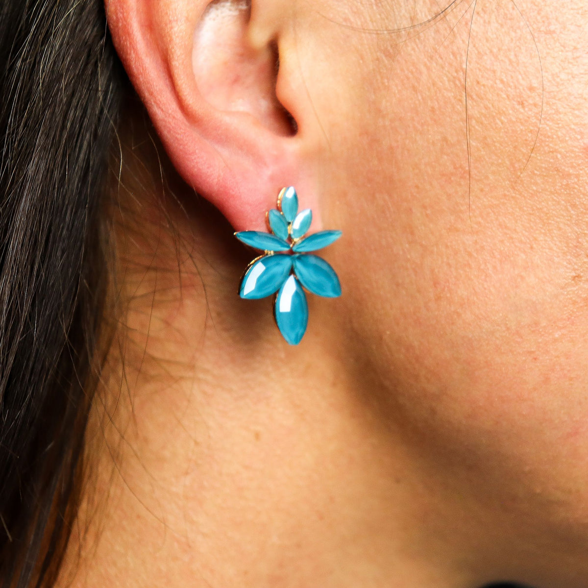 Teal Green Vintage Glass Earrings - Flowers