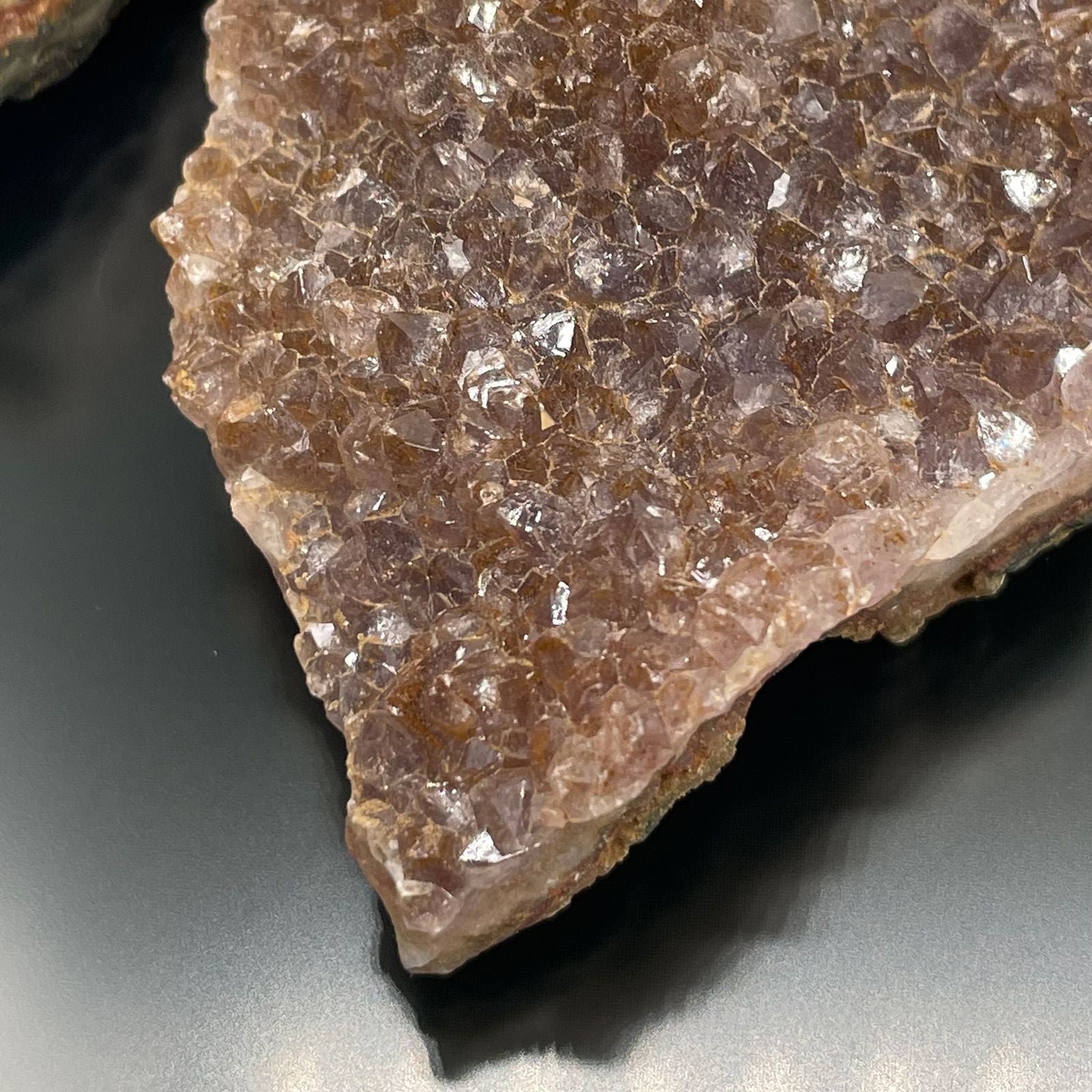 Mineral Specimens - Amethyst (Approx. 20 Pieces per Tray)